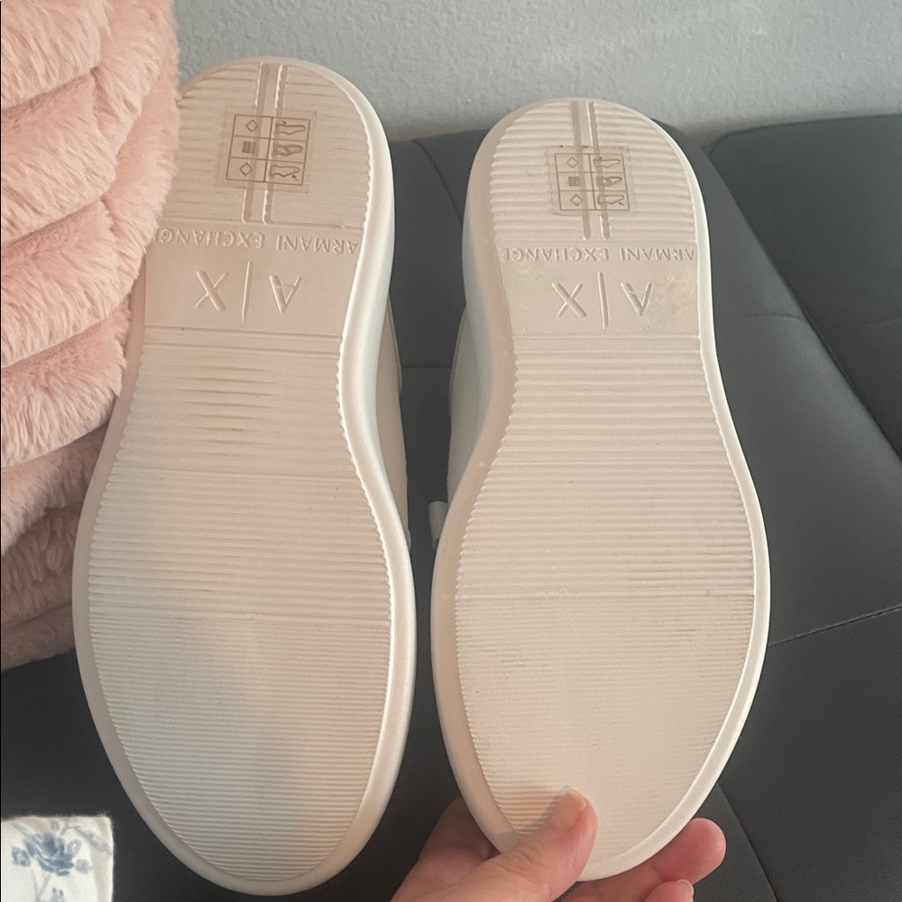 Armani Exchange White Women's Sneakers sz 7 - Picture 6 of 13